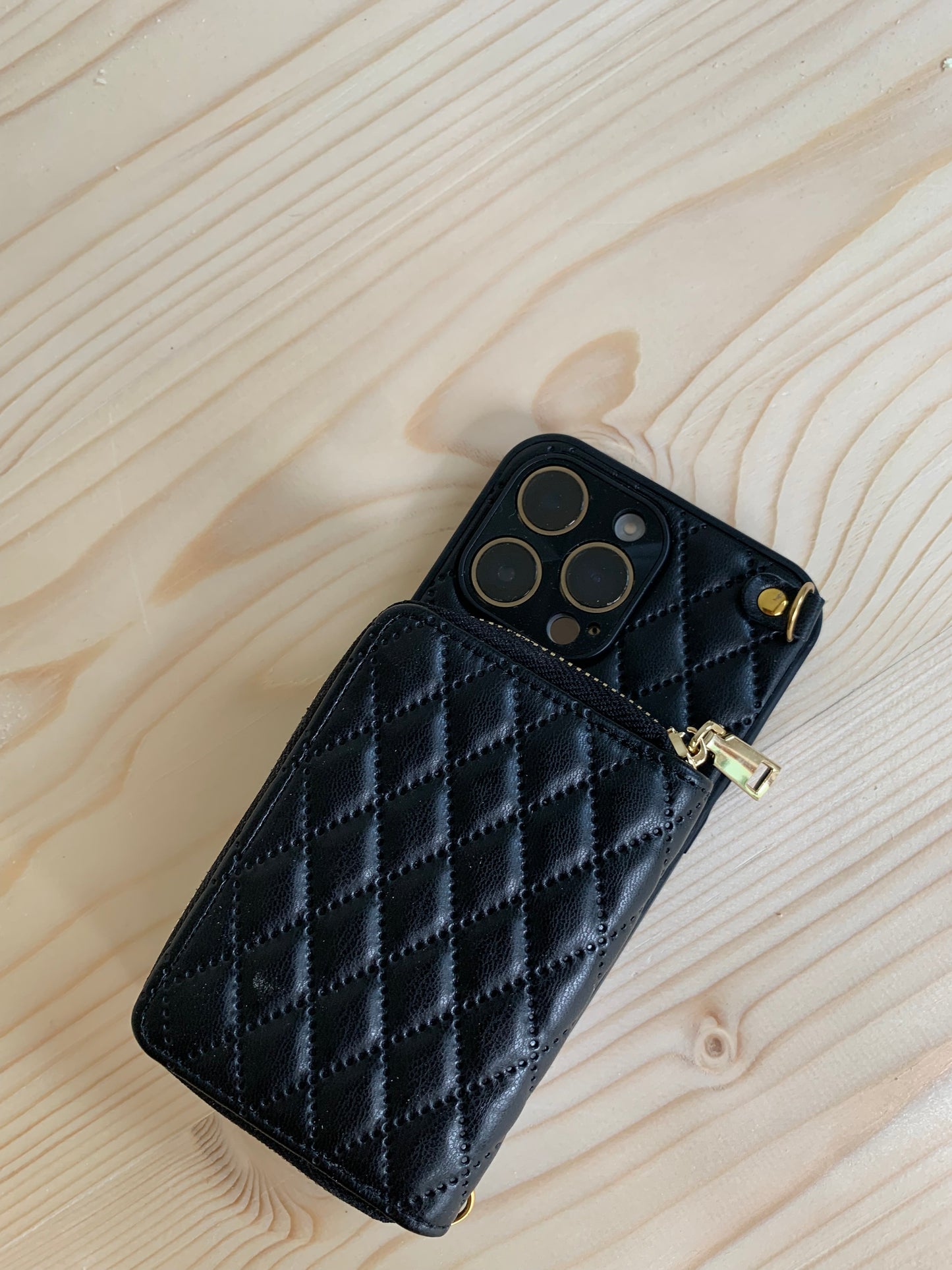 "Bee" - iPhone Crossbody Schutzhülle